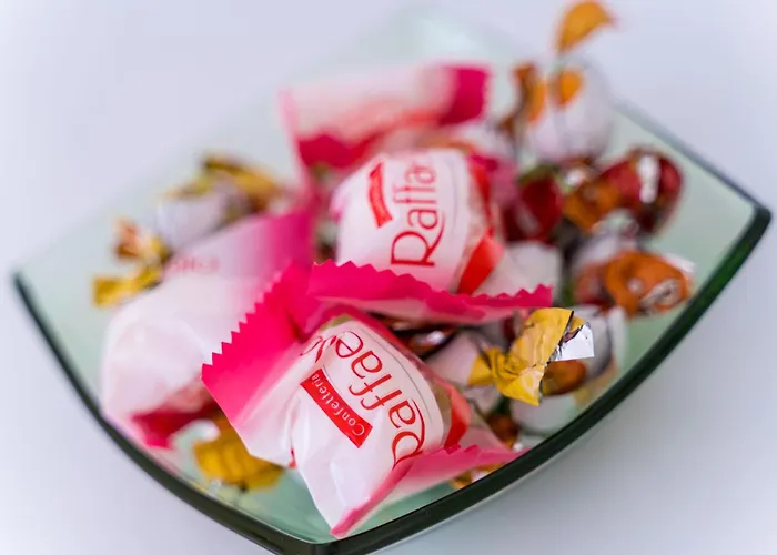 Katja & Lara - Double Lara