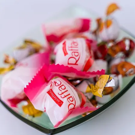 Katja & Lara - Double Lara